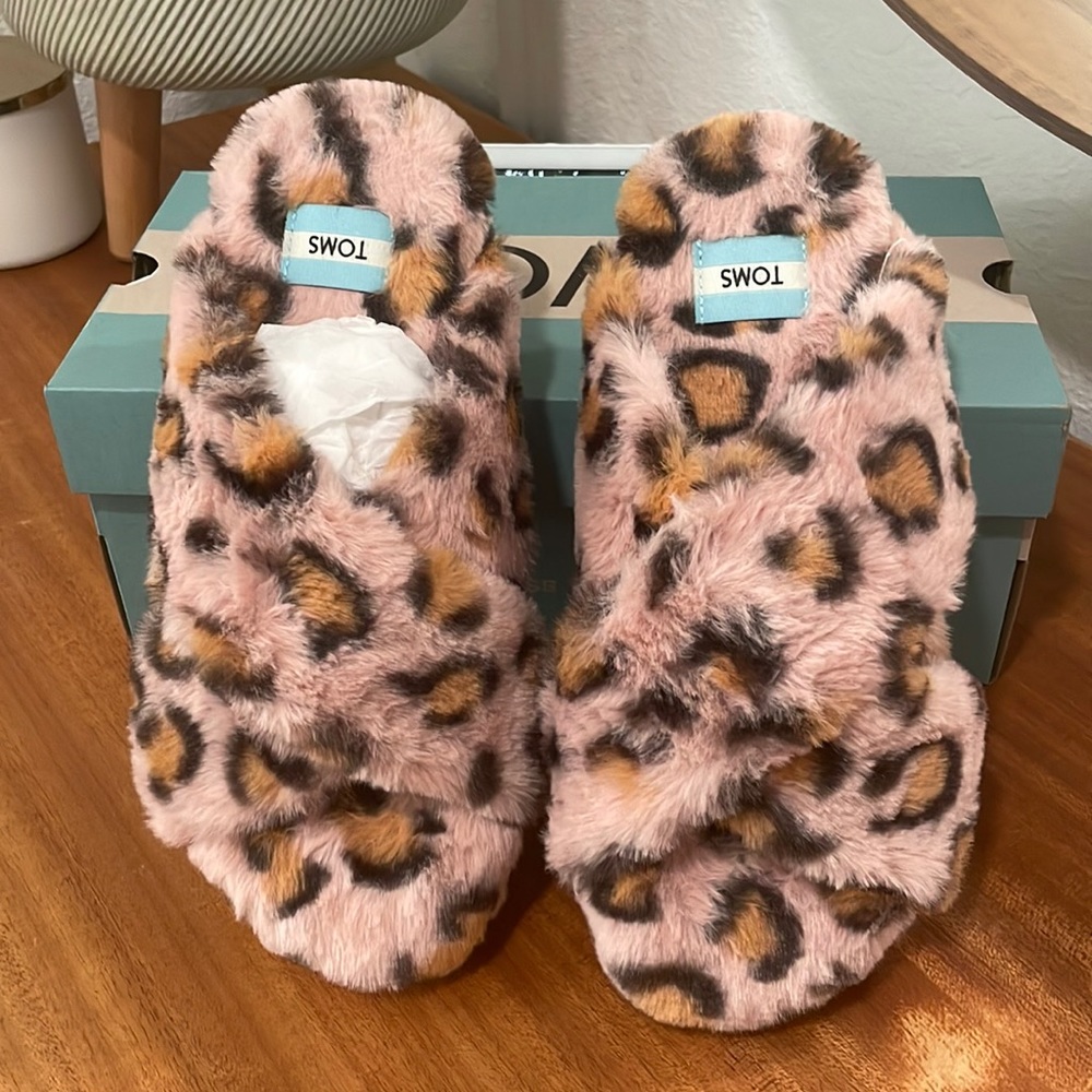TOMs Slippers - Spanish Villa Cheetah Faux Fur